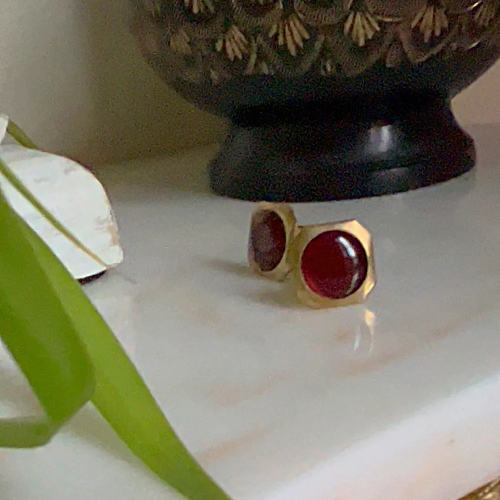 𝚅𝚒𝚗𝚝𝚊𝚐𝚎 𝚄𝚗𝚒𝚜𝚎𝚡 𝙶𝚘𝚕𝚍 𝚃𝚘𝚗𝚎 𝚁𝚞𝚋𝚢 𝙲𝚞𝚏𝚏 𝙻𝚒𝚗𝚔𝚜 - Picture 2 of 3